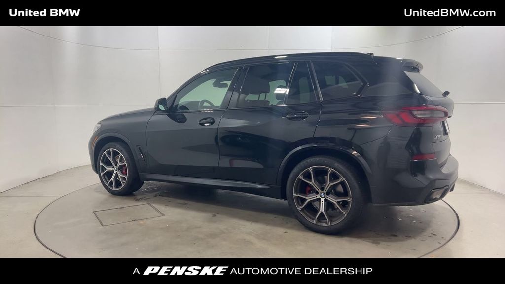 Thumbnail: 2023 BMW X5 - 6