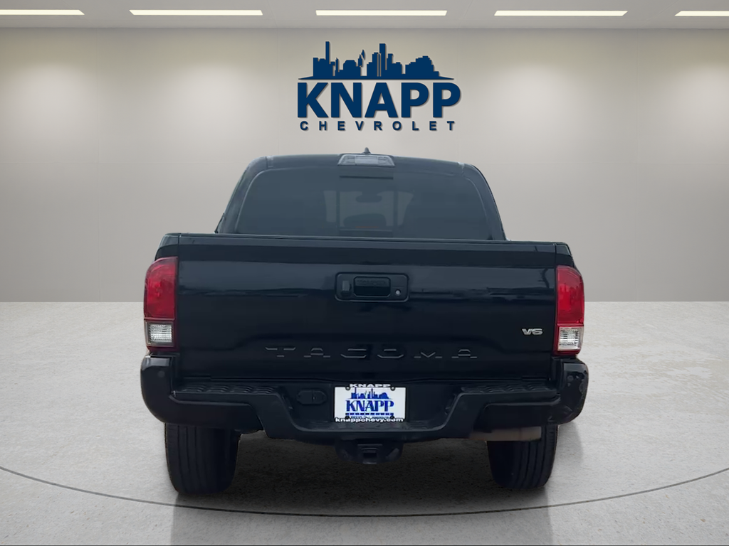 View vehicle photo 5