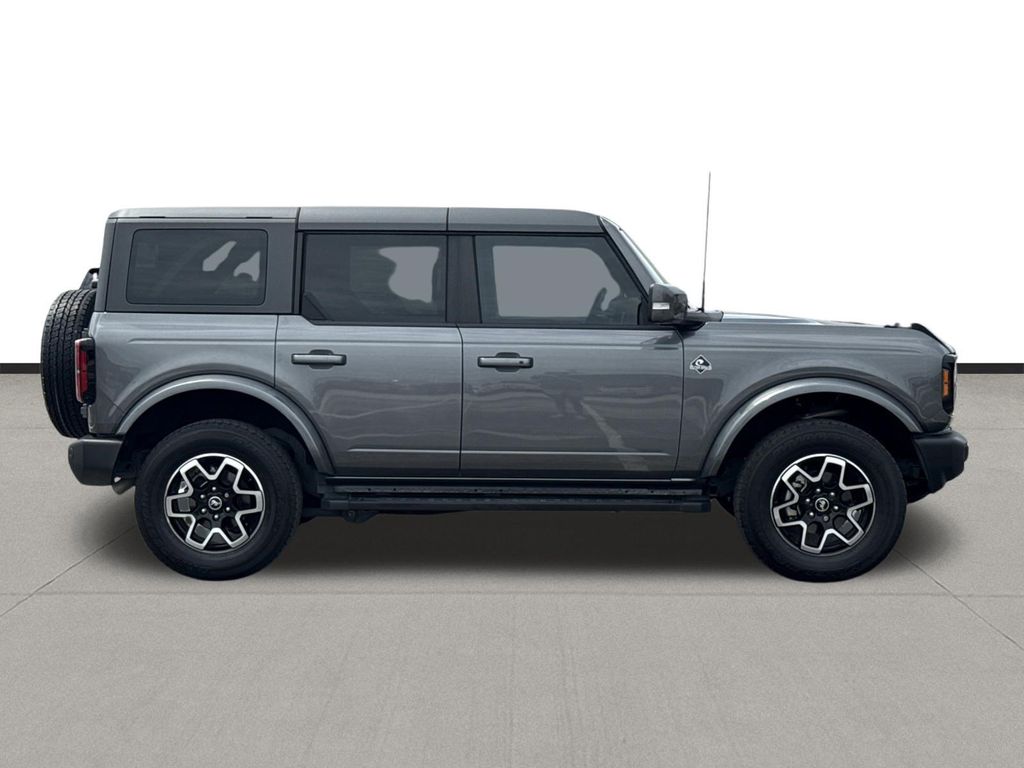 2024 Ford Bronco Outer Banks Gray at EAG Ford Navasota