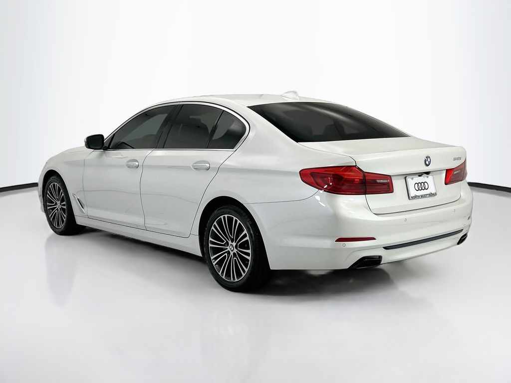 Used 2018 White BMW 540i image 7