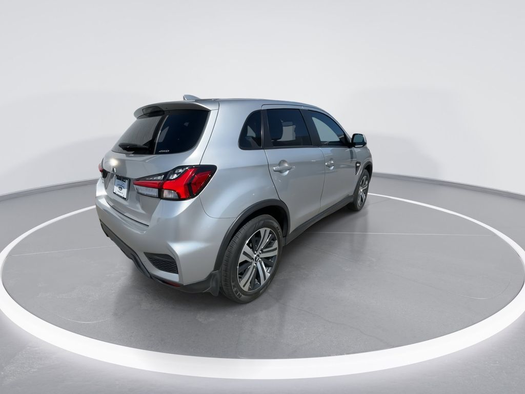 Used 2024 Silver Mitsubishi 2.0 ES image 8
