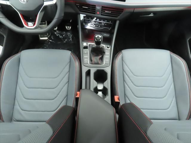 Thumbnail: 2026 Volkswagen Jetta - 16