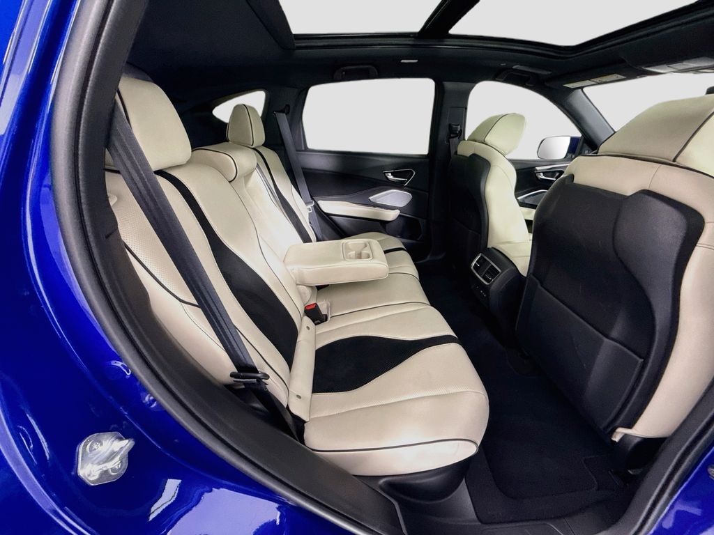 Thumbnail: 2022 Acura RDX - 22