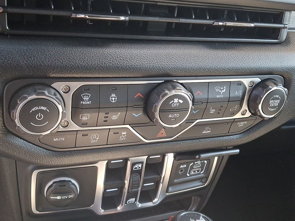 New 2026 Jeep Wrangler SUV