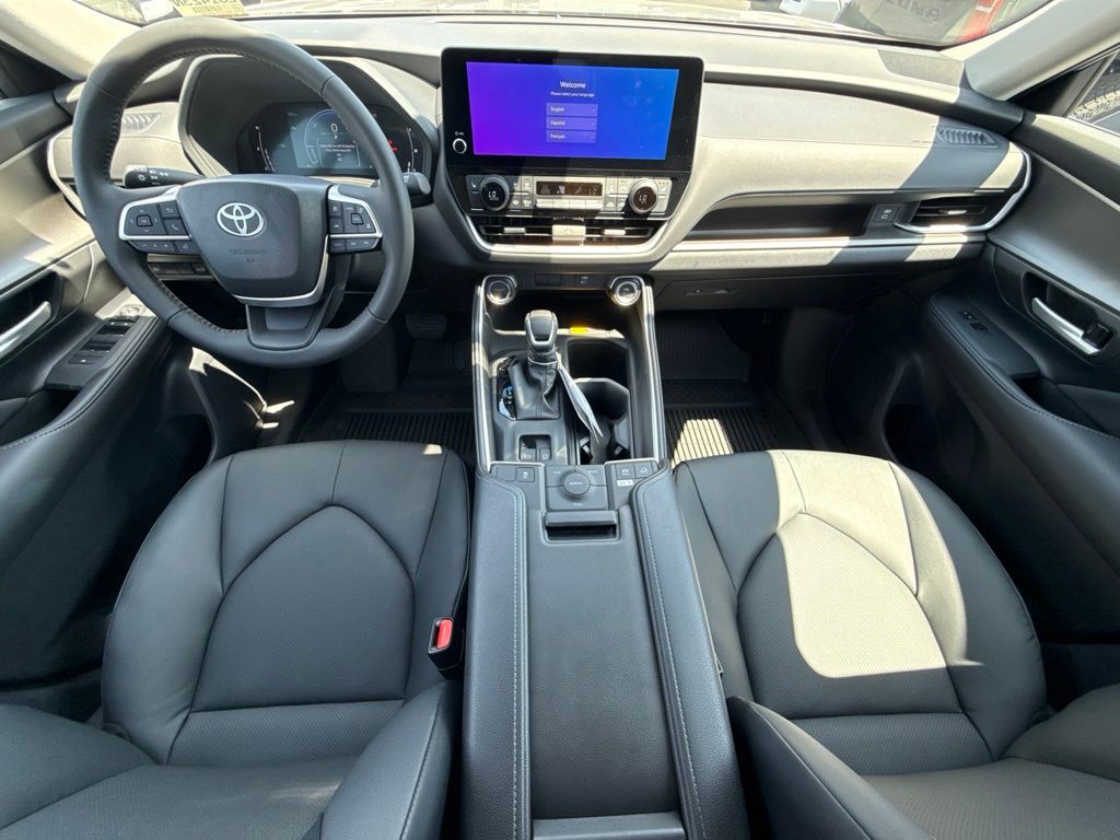 New 2026 Toyota Grand Highlander Hybrid SUV