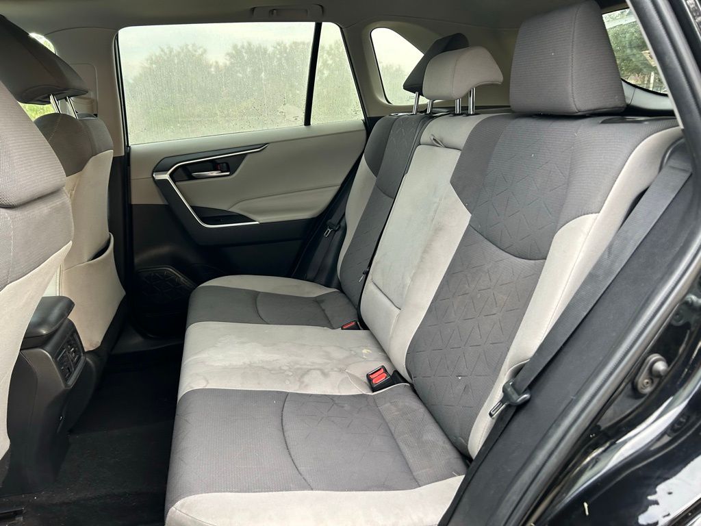 Thumbnail: 2023 Toyota RAV4 - 13