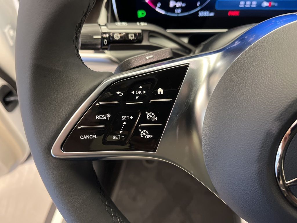 Thumbnail: 2026 Mercedes-Benz GLC - 15