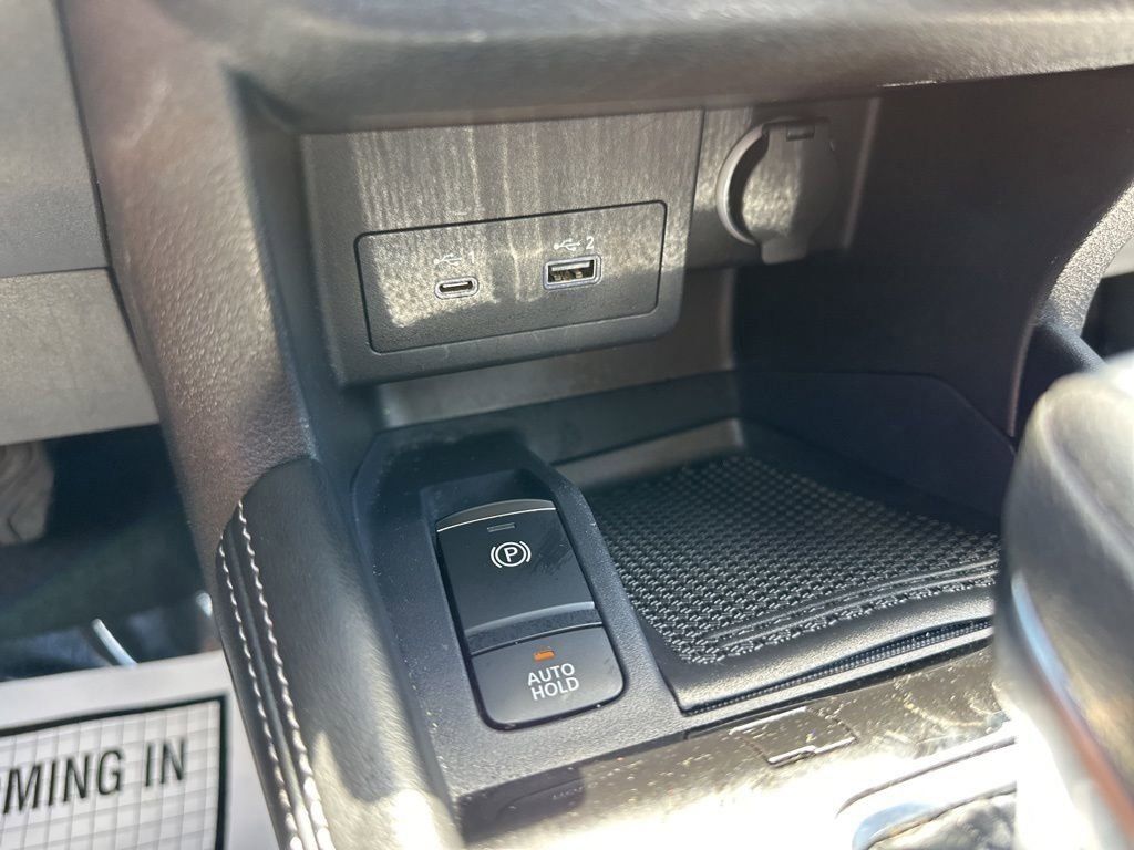 2023 Super Black Nissan Kicks SR FWD SUV