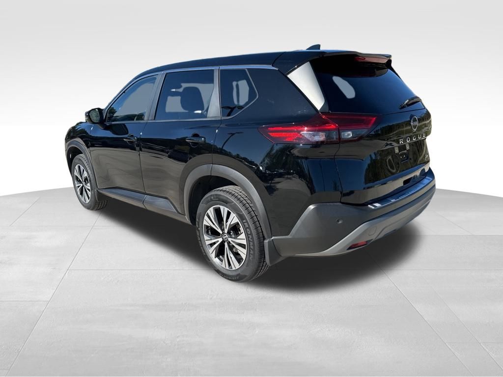 2023 Nissan Rogue SV 6