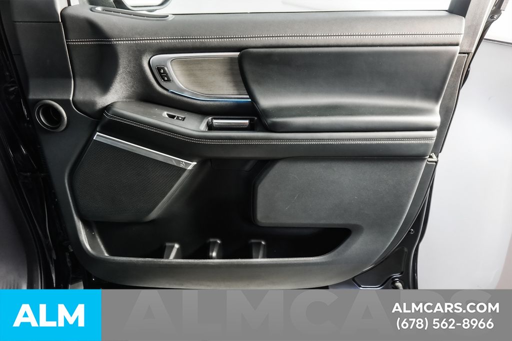 Used 2025 Black Ford Platinum image 46