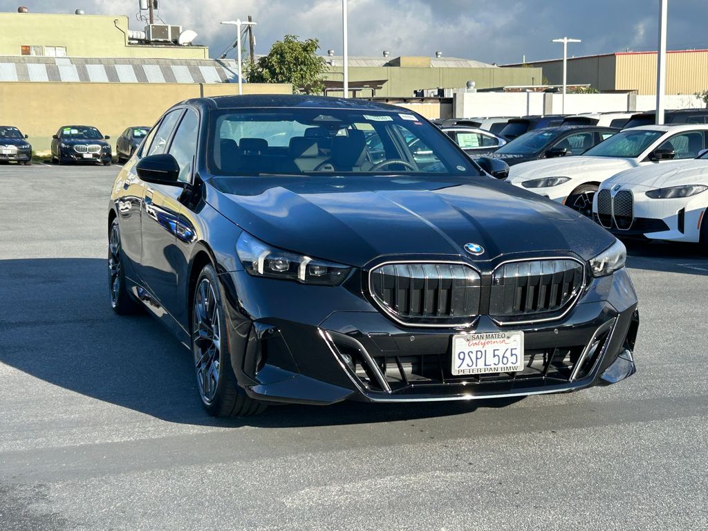 Thumbnail: 2025 BMW 5 Series - 7