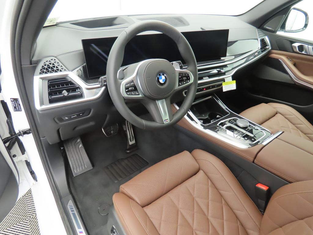 Thumbnail: 2026 BMW X5 - 9