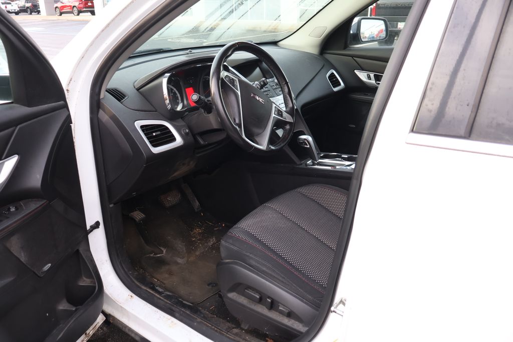 Thumbnail: 2015 GMC Terrain - 12