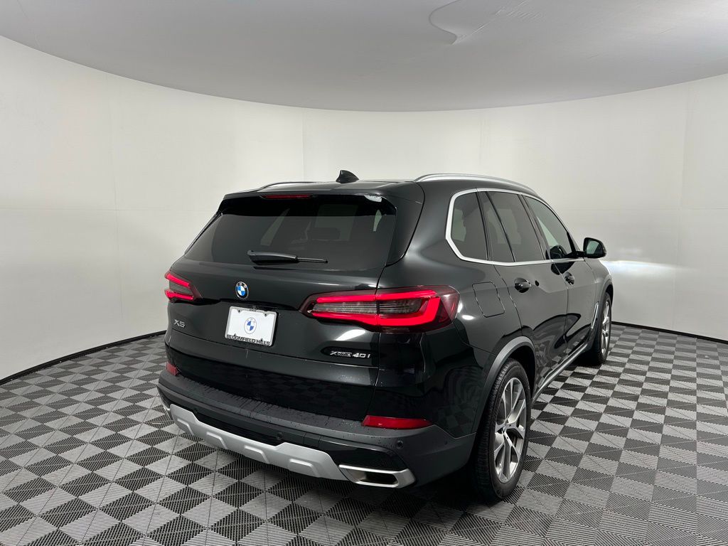 Thumbnail: 2023 BMW X5 - 5
