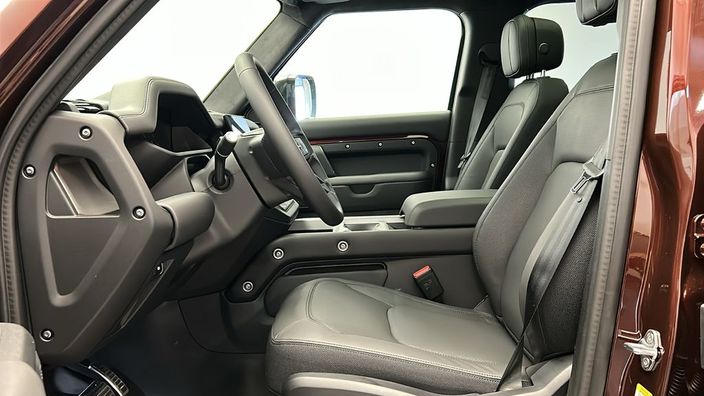Thumbnail: 2025 Land Rover Defender - 12