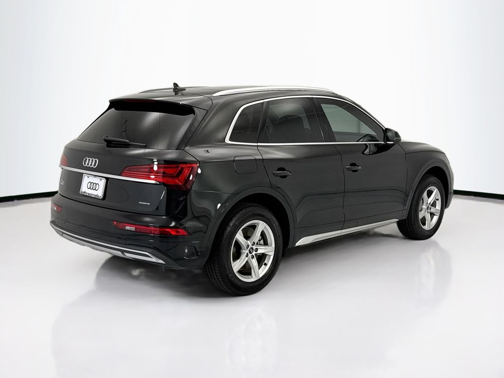 Thumbnail: 2023 Audi Q5 - 5
