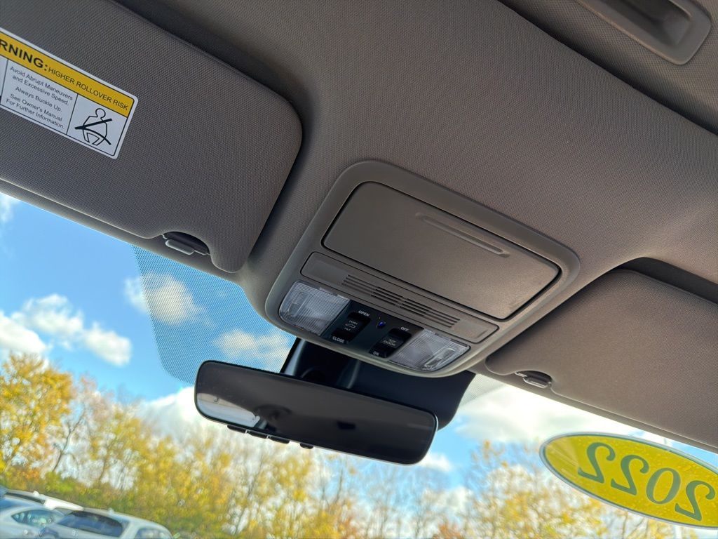 Thumbnail: 2022 Honda Pilot - 14