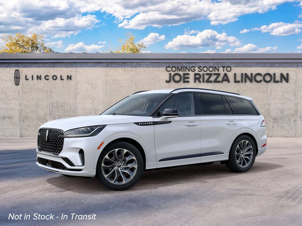 White 2027 Lincoln Aviator SUV / Crossover Rear-Wheel Drive Automatic