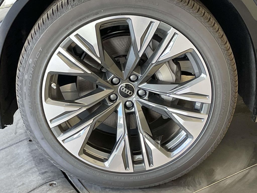 2026 Audi Q8  Black at Audi Porsche Sewickley
