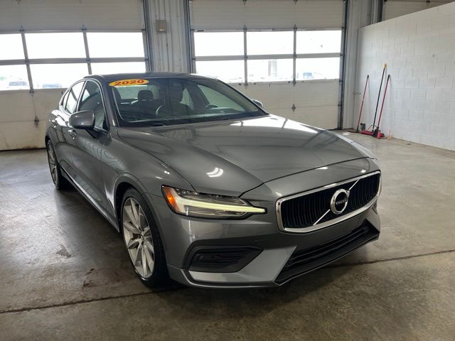 2020 Volvo S60 T6 Momentum AWD