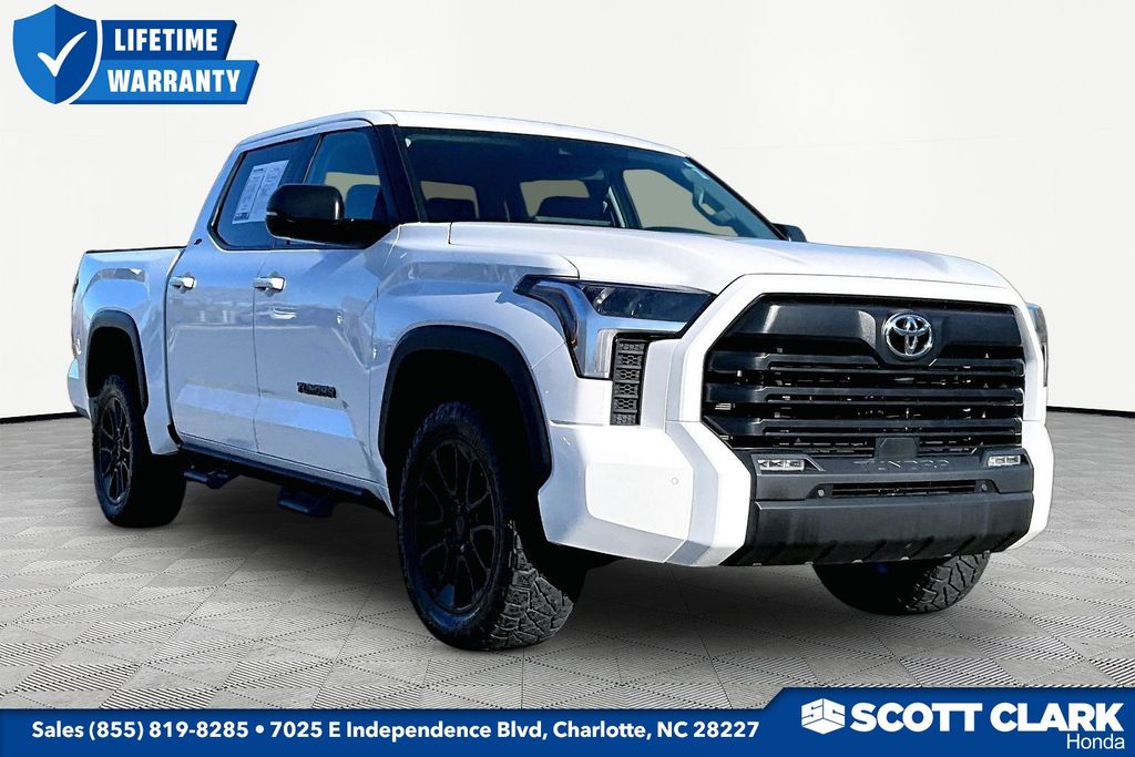 2024 Toyota Tundra SR5