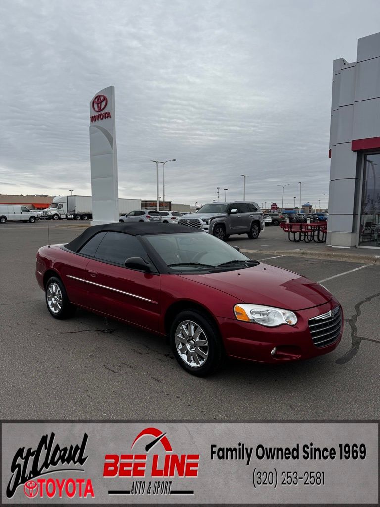 Red (Maroon) 2005 Chrysler Sebring Limited Convertible FWD Convertible Front-Wheel Drive 4-Speed Automatic