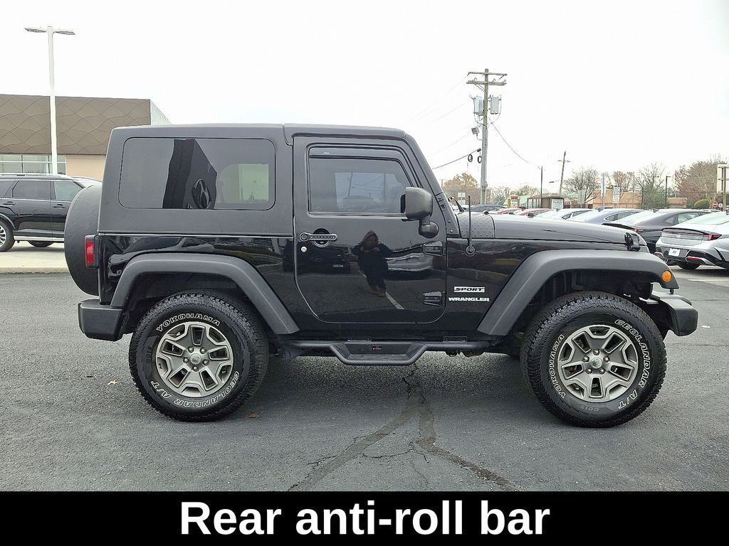 Thumbnail: 2017 Jeep Wrangler - 8