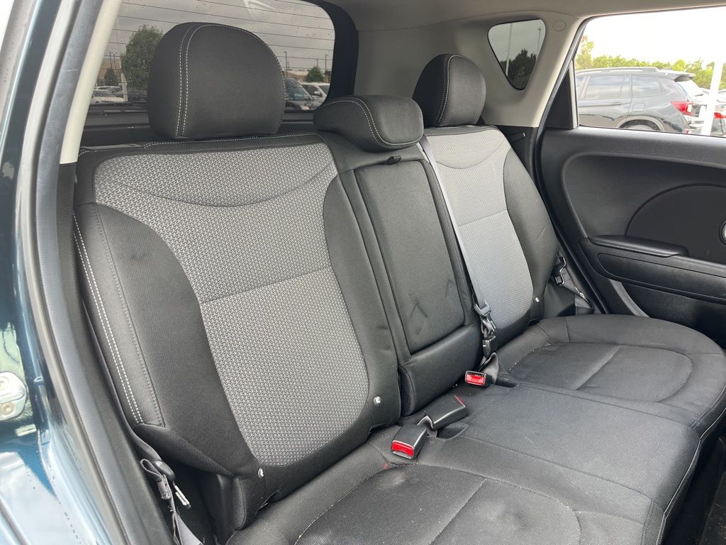 Thumbnail: 2017 Kia Soul - 27