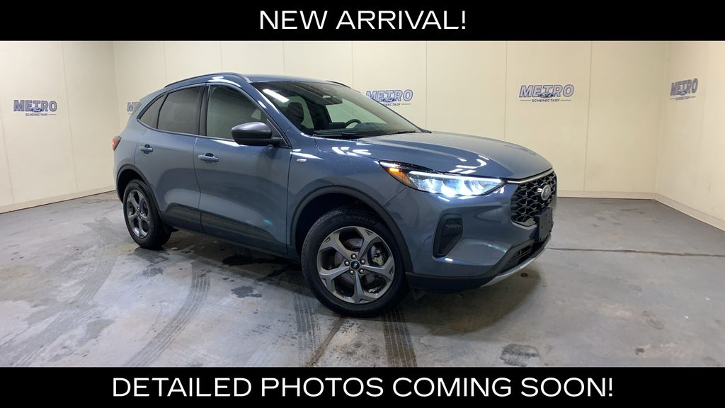 Vapor Blue 2025 Ford Escape ST-Line AWD SUV / Crossover All-Wheel Drive 8-Speed Automatic