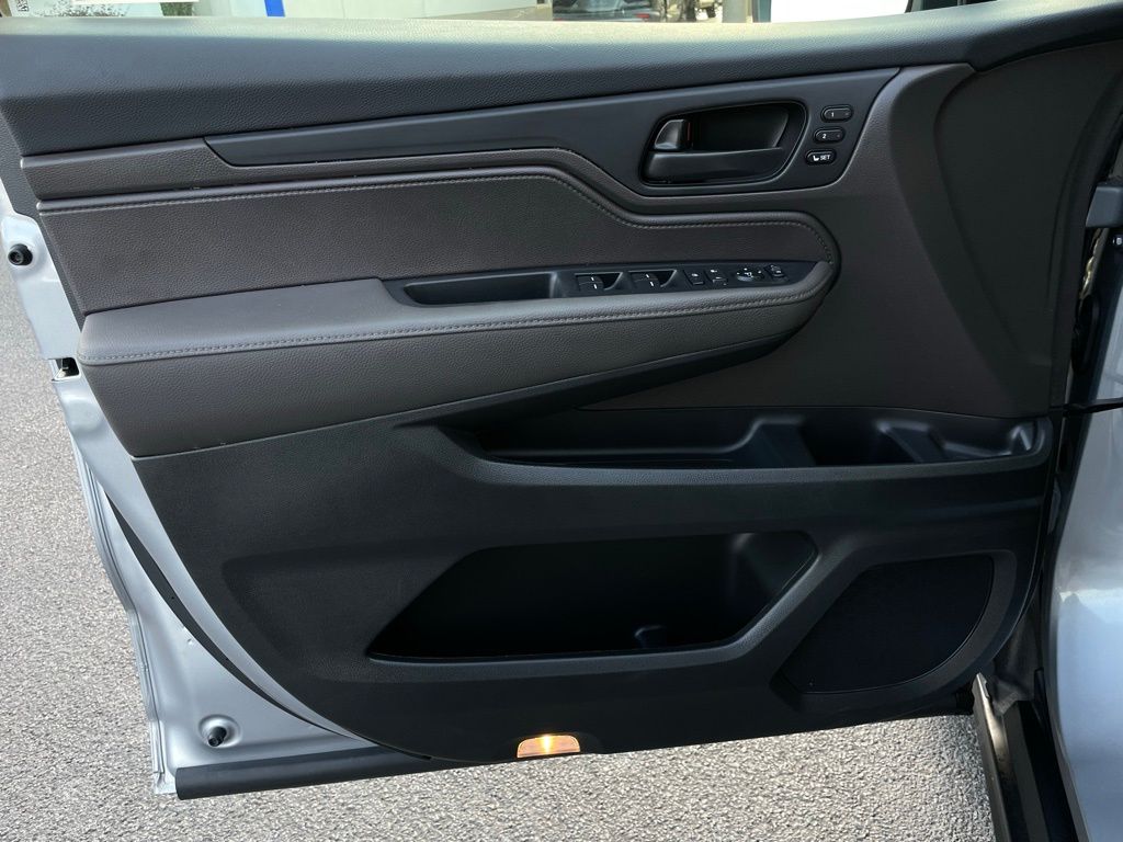 Thumbnail: 2024 Honda Odyssey - 24