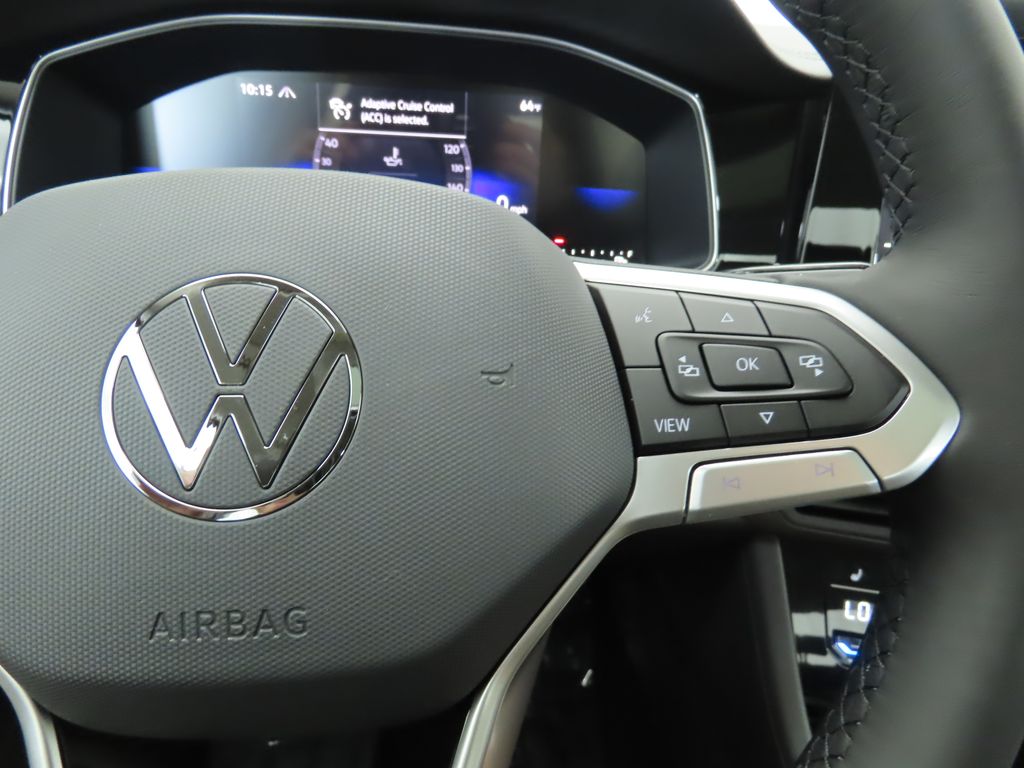 2025 Volkswagen Jetta SE 13