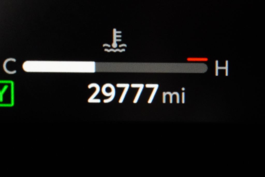 Used Car 2023 Toyota Rav4 Hybrid  Xse For Sale Under $35,000 In Weatherford, Texas