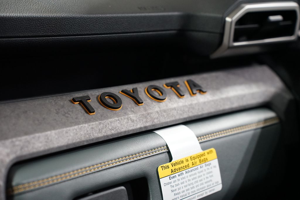Thumbnail: 2025 Toyota 4Runner - 31