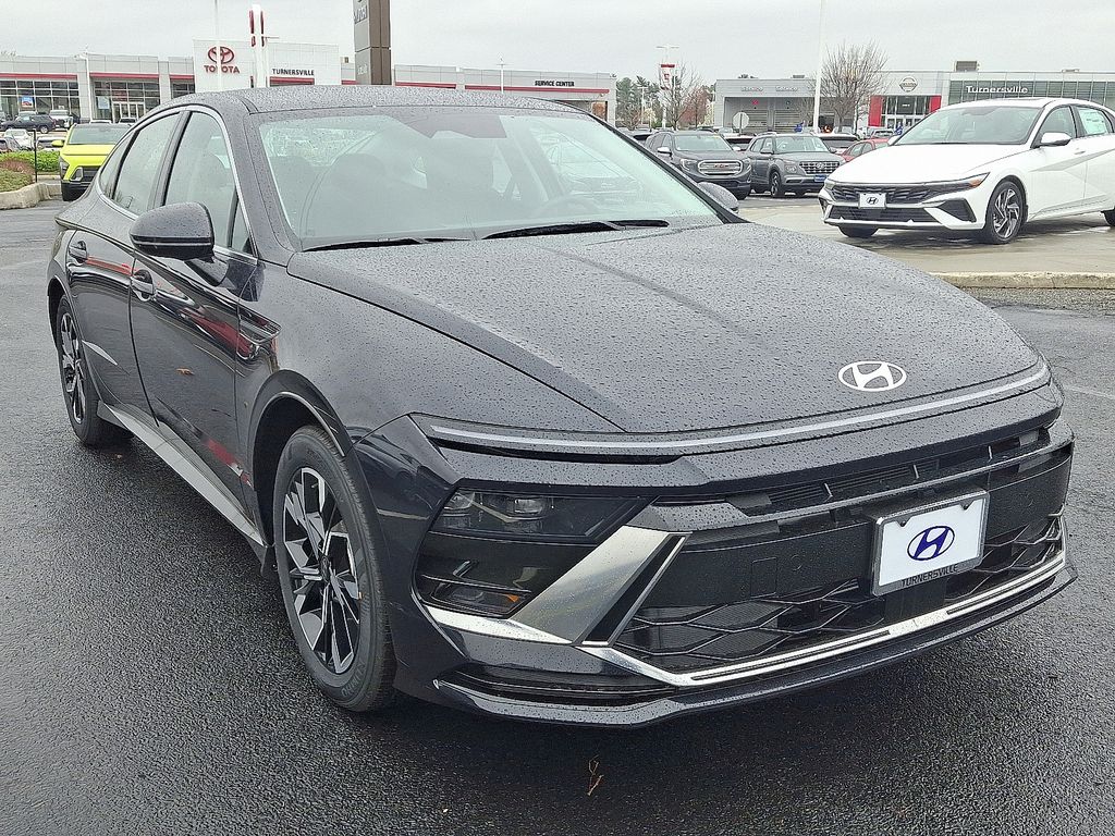 Thumbnail: 2025 Hyundai Sonata - 2