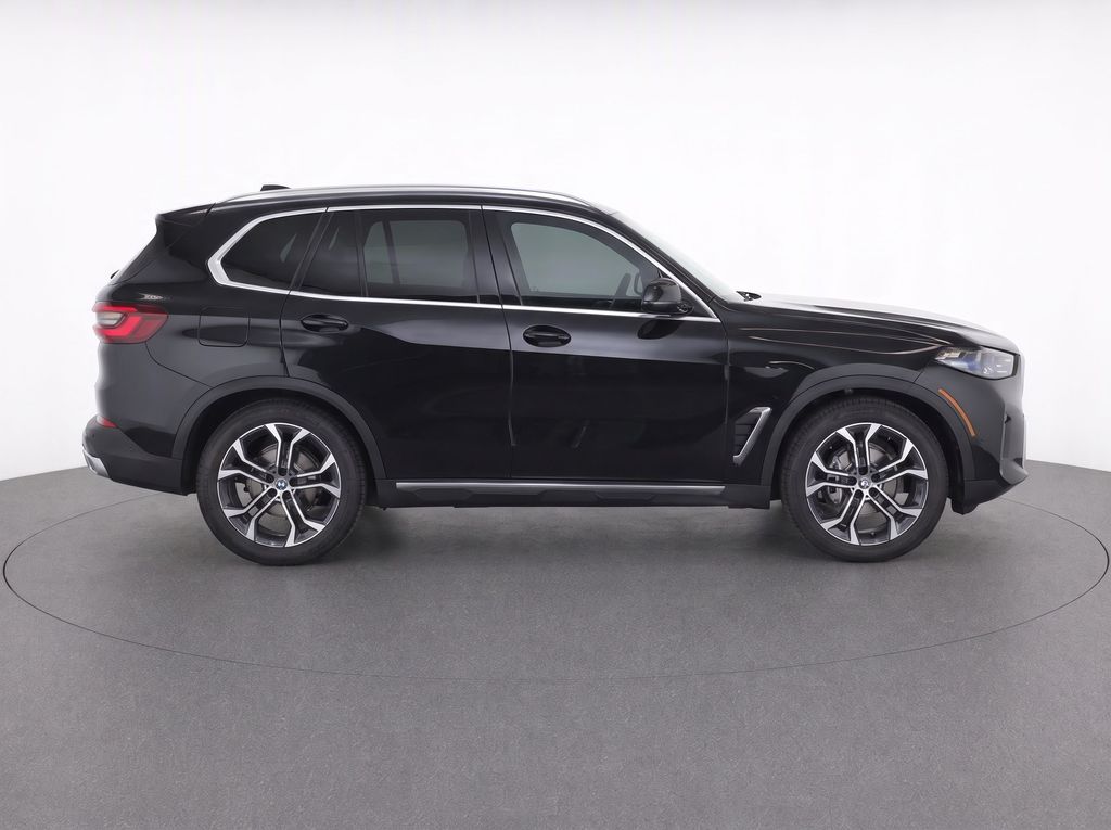 Thumbnail: 2026 BMW X5 - 31