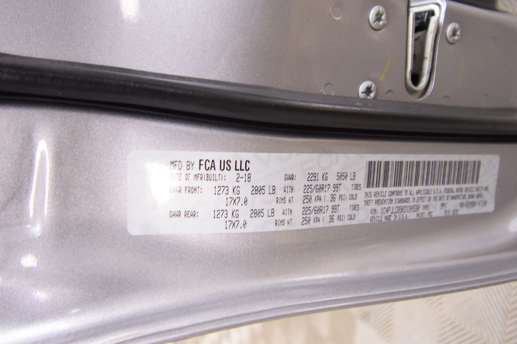 used 2019 Jeep Cherokee car, priced at $12,700