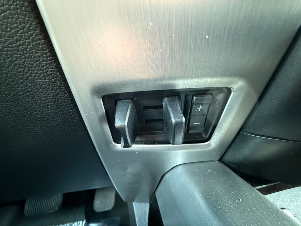 Used 2015 Red Ford Platinum image 64