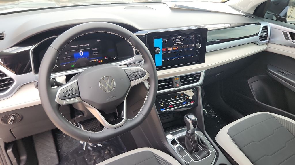 2025 Volkswagen Taos