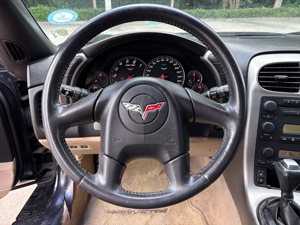 Used 2005 Black Chevrolet Base image 18