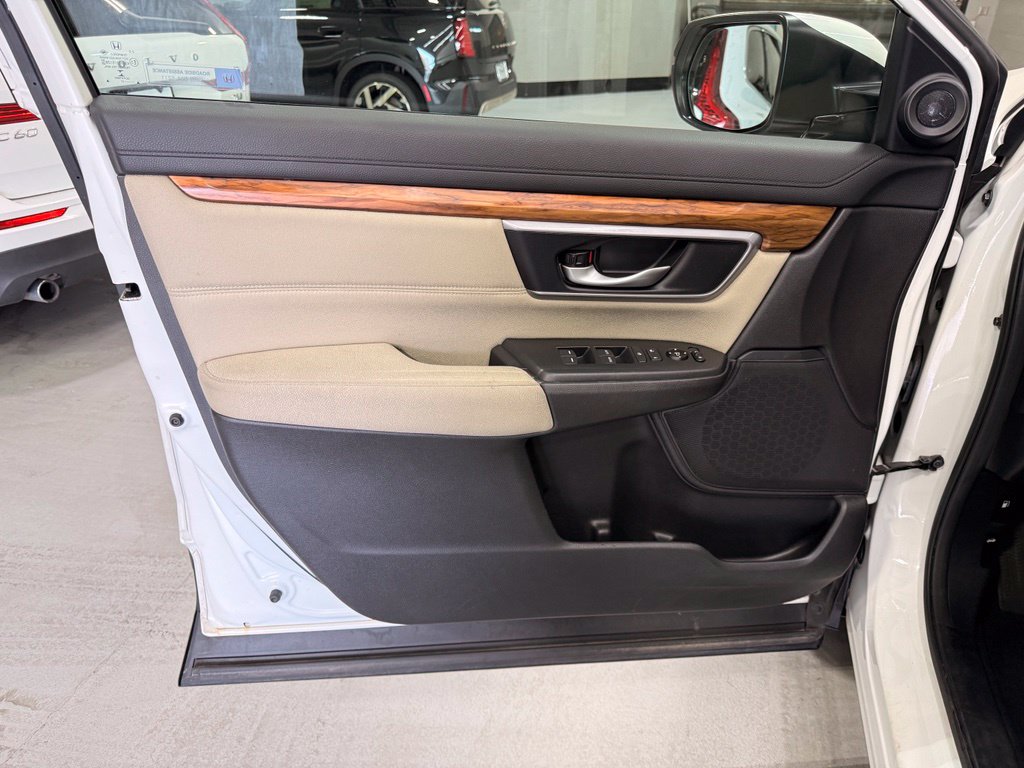 Thumbnail: 2017 Honda CR-V - 10