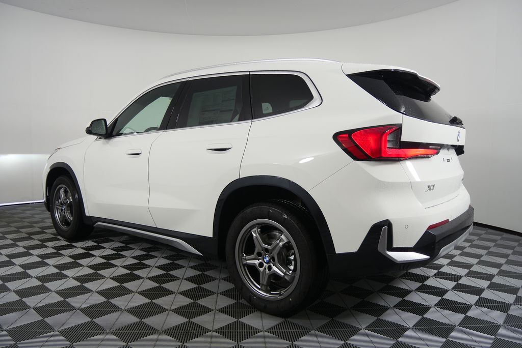 2025 BMW X1 xDrive28i 5
