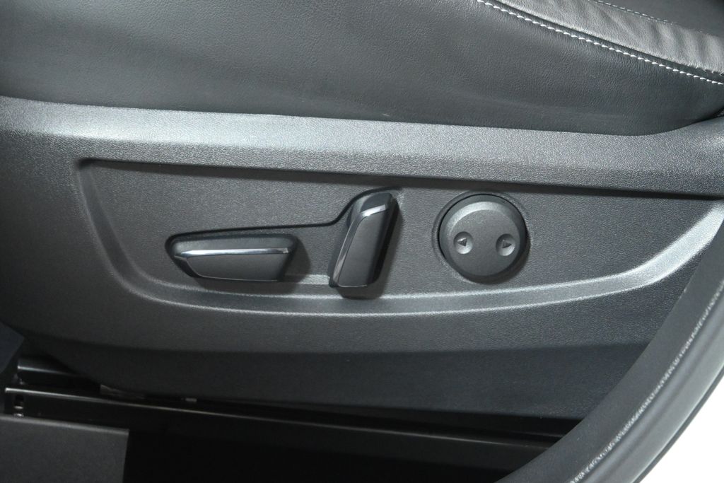 2022 INFINITI QX55 Essential 25