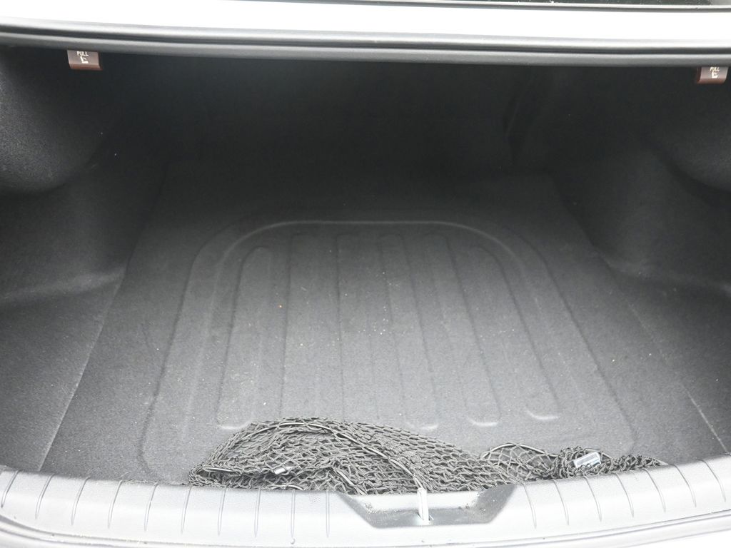 Certified Used 2024 White Hyundai SEL image 9