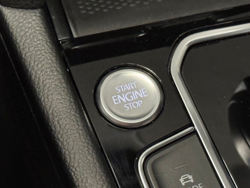 2019 Volkswagen Arteon SE photo 7