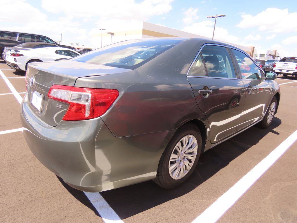Thumbnail: 2012 Toyota Camry - 3