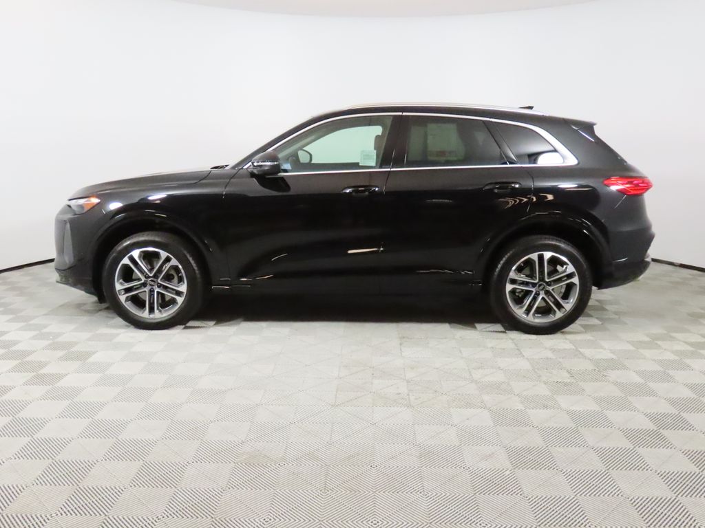 Thumbnail: 2025 Audi Q5 - 2