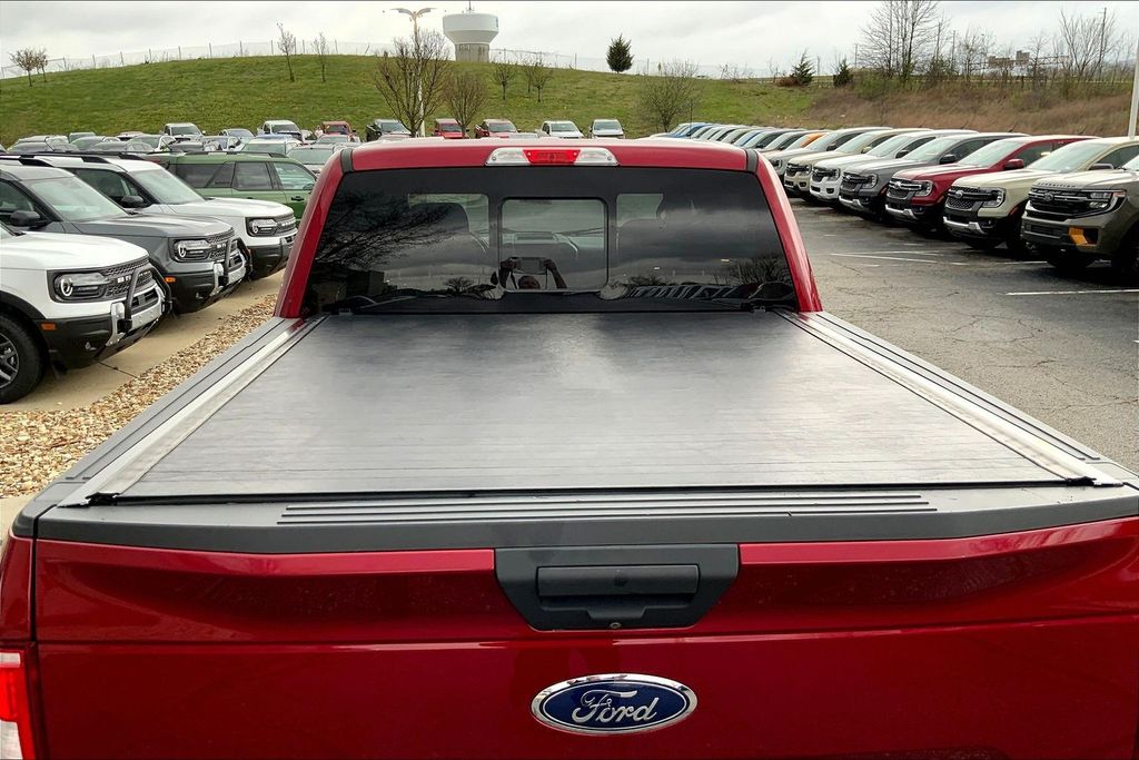 View vehicle photo 6