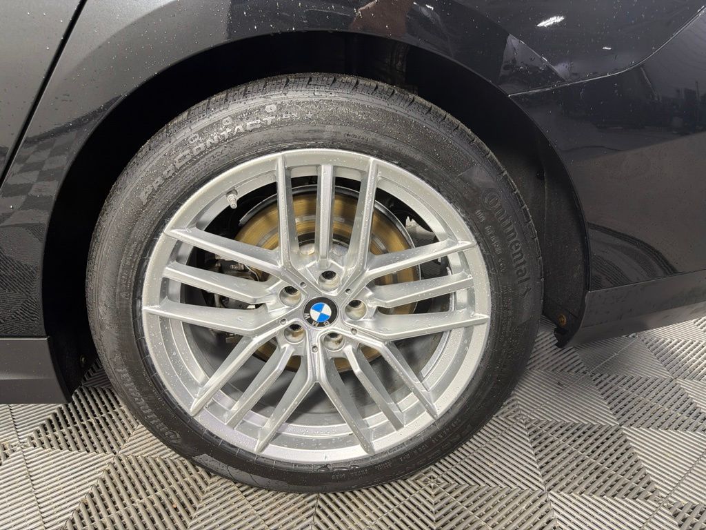 Thumbnail: 2024 BMW 5 Series - 9