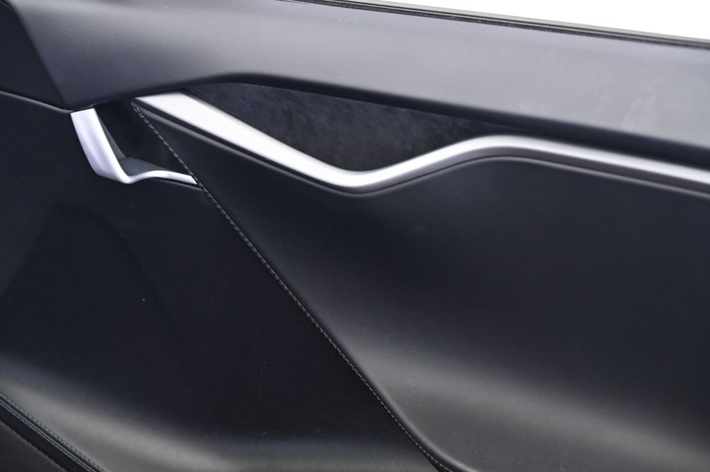 2019 Tesla Model S Long Range 26