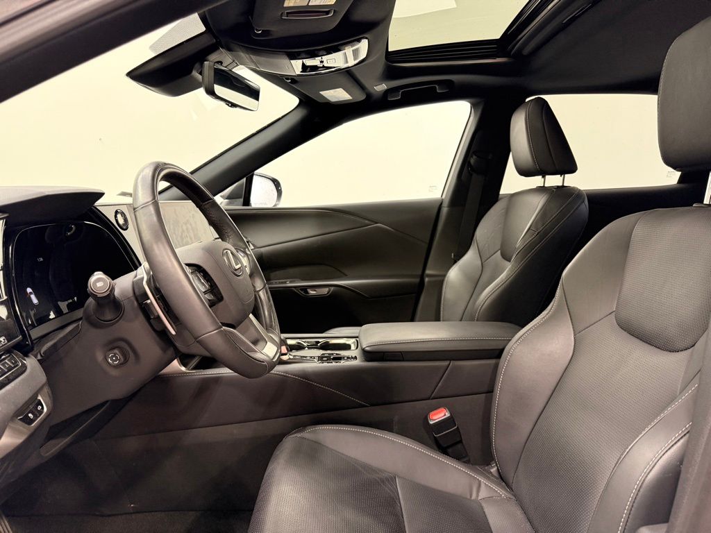 Thumbnail: 2023 Lexus RX - 10